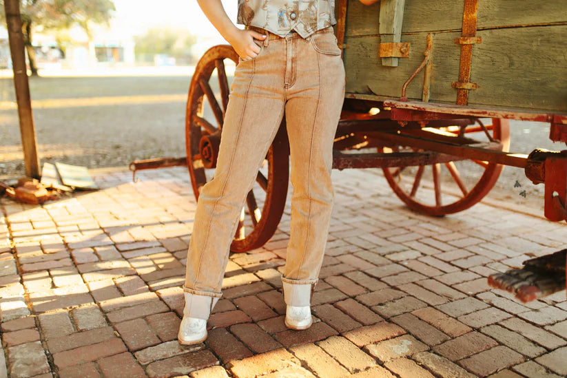 2 Fly Co. Buckskin Bae