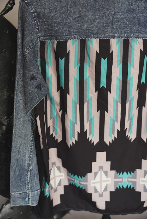 2 Fly Co. Grand Prairie Top