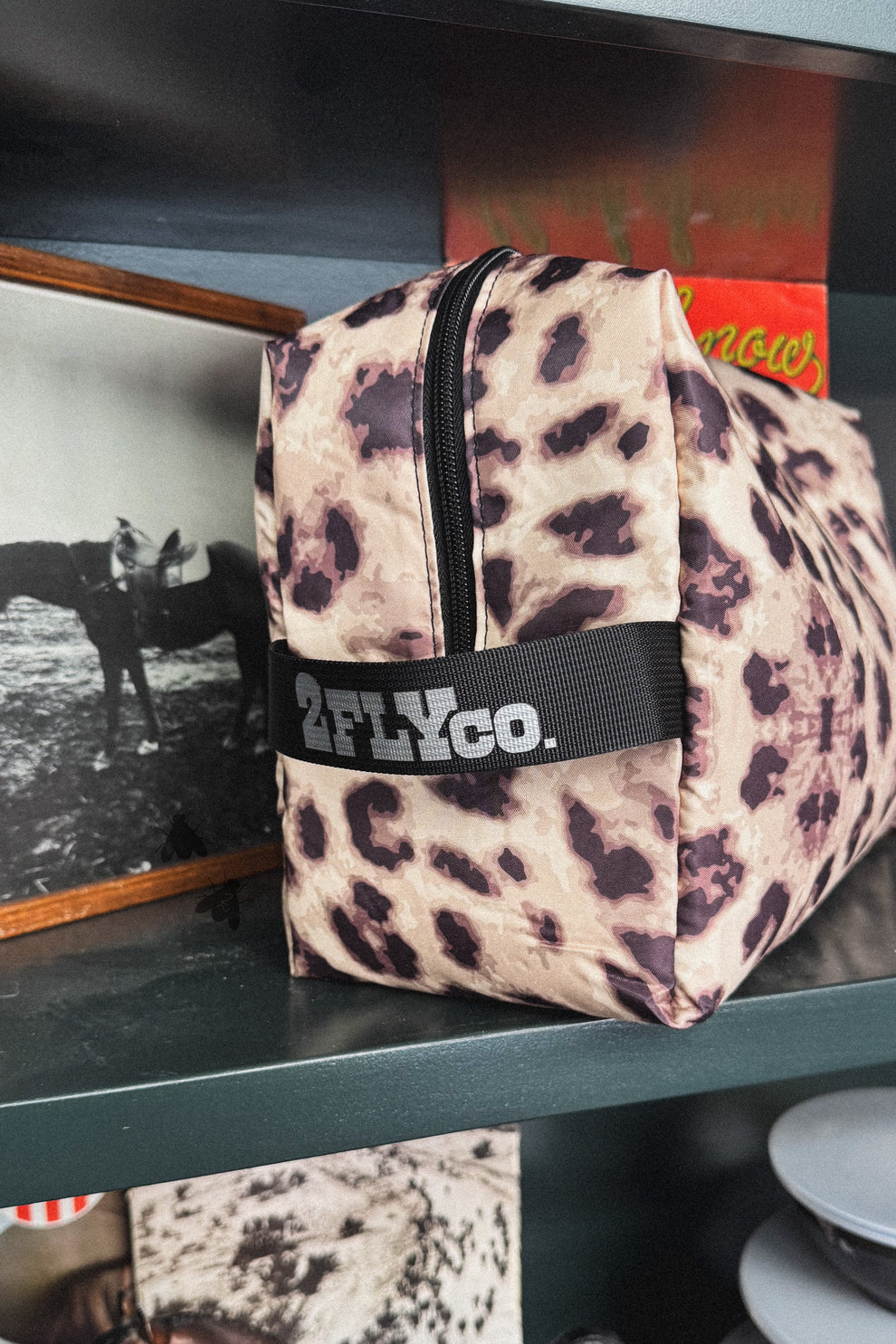 2 Fly Co. THAT TRAVELER BAG *LEOPARD