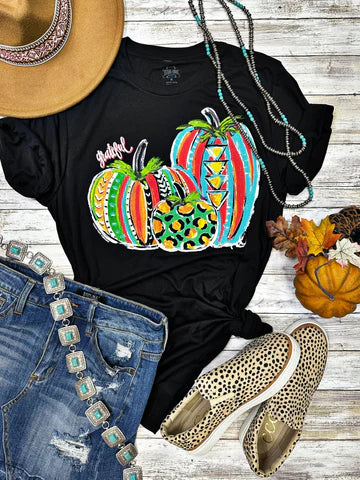 Texas True Threads Callie Ann Stelter Trio of Pumpkins Tee