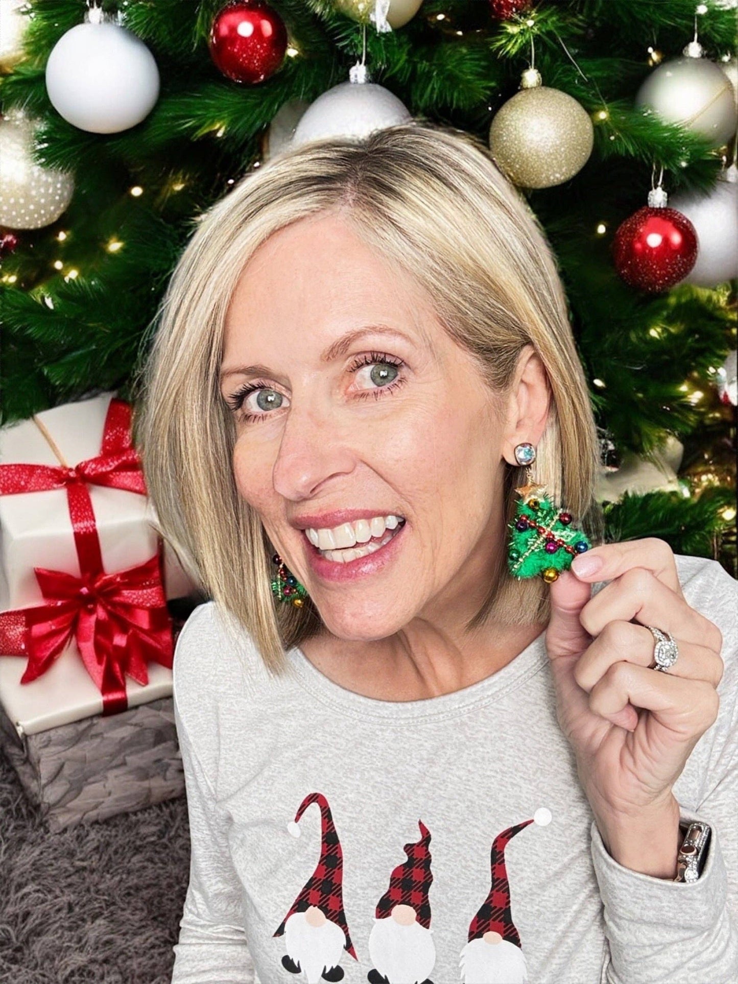 Pink Panache Decorated Christmas tree earring with Austrian crystal: Green