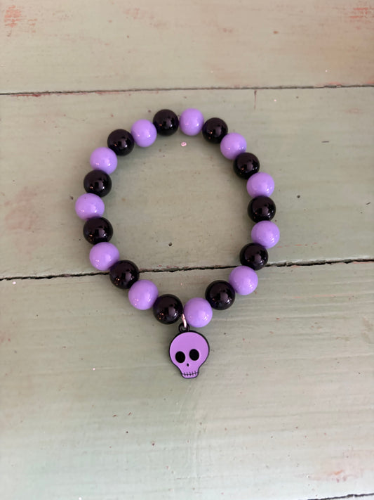 Black and Purple Halloween stretchy bracelet with skull charm