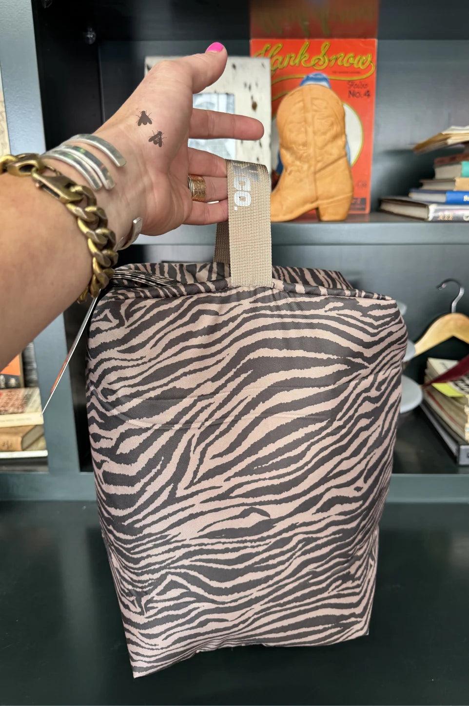 2 Fly Co. That Traveler Bag *Zebrahh