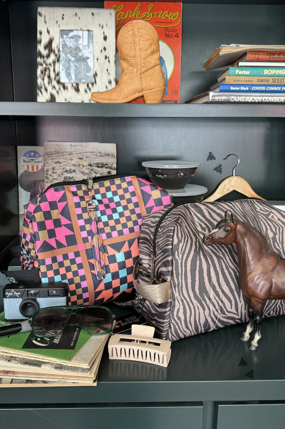 2 Fly Co. That Traveler Bag *Zebrahh