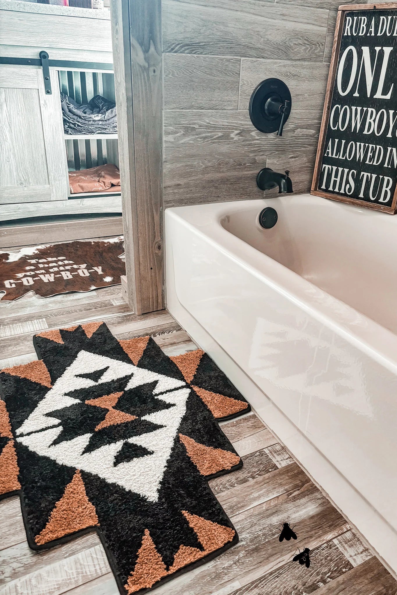 2 Fly Co. Rodeo Rug *Aztec