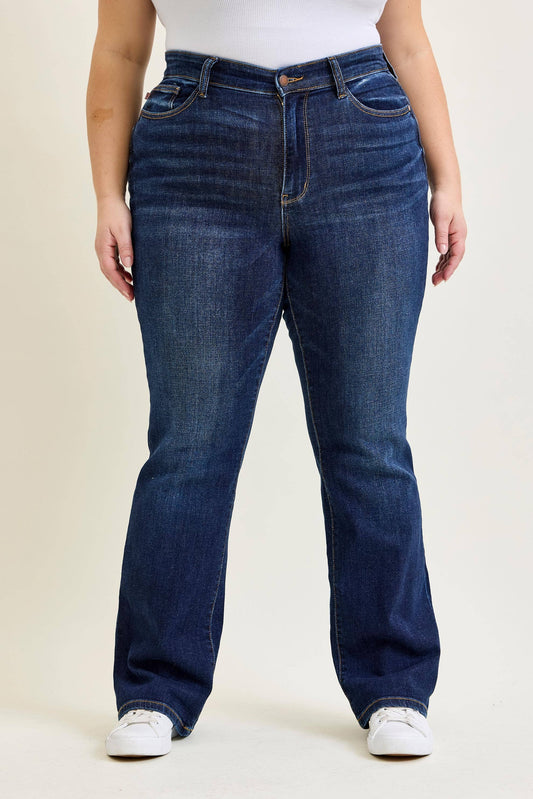 Judy Blue Midrise Dark Wash Bootcut -PLUS: DK