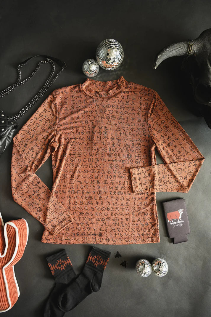 2 Fly Co. The Branded L/S *Saddle