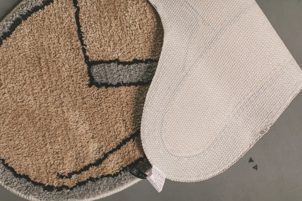 2 Fly Co. Rodeo Rug *Cowboy Hat